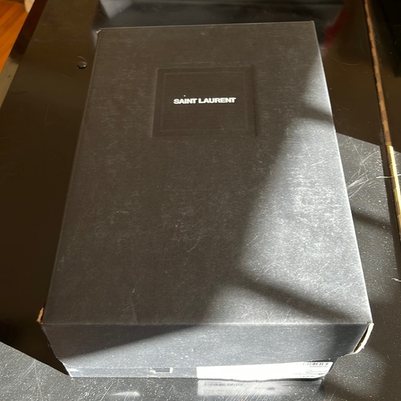 Saint Laurent Venice Slip On - Picture 5 of 8